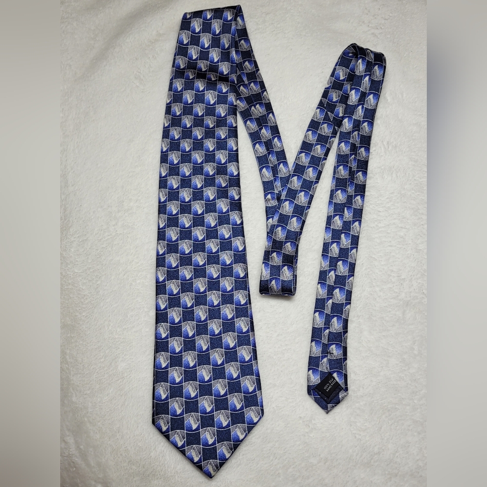 Rafaello Silk Tie Blue Geometric Pattern Handmade EUC
